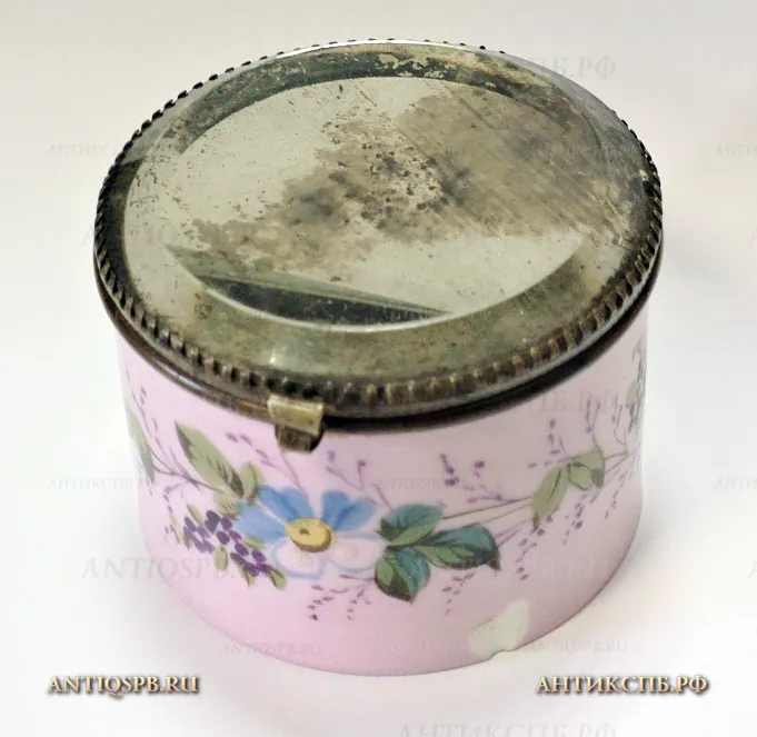 Шкатулка фарфоровая антикварная. Европа. Нач. ХХ века. №20121